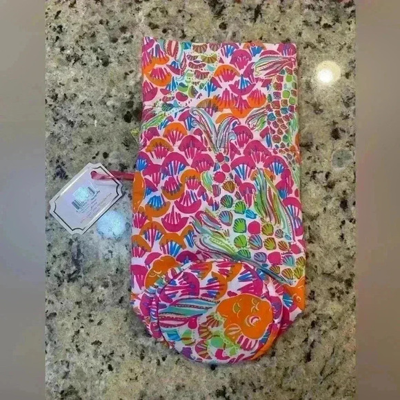 Lilly Pulitzer I'm So Hooked Wine Tote NWT - Picture 3 of 5